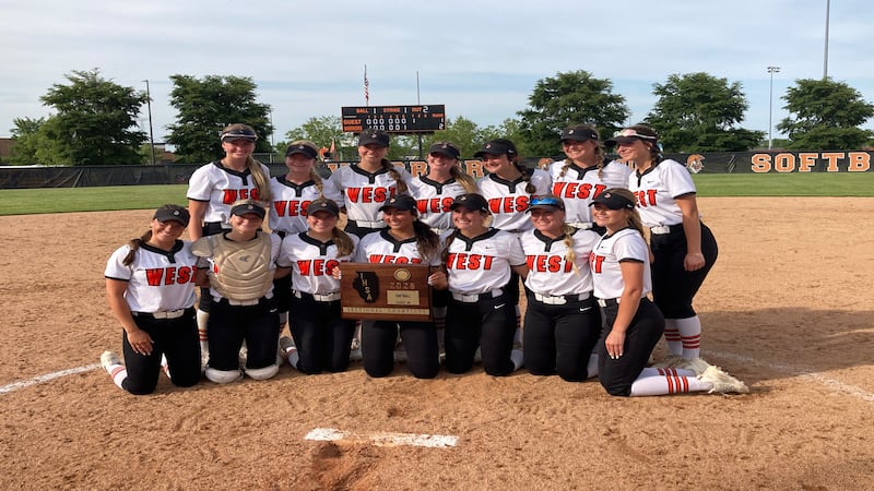 Lincoln-Way West wins first ever sectional title in softball with 2-1 thriller over Lockport