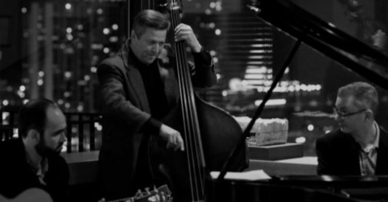 The Chris White Trio of Chicago will perform jazz standards and popular songs. The trio includes pianist Chris White, bassist Mark Sonksen and guitarist Terry Bartolotta.