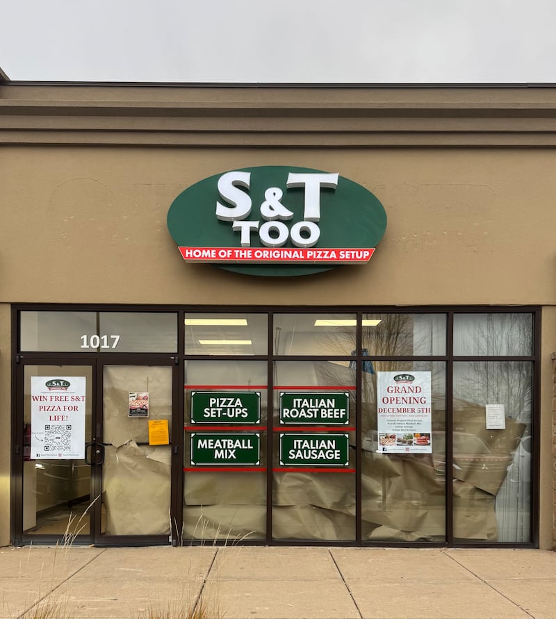 S&T Too Pizza Shorewood is located at 1017 Brook Forest Ave.