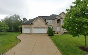 Single-family home sells in Bolingbrook for $500,000