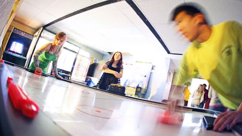 Teen air hockey tournament set for April 24 in DeKalb