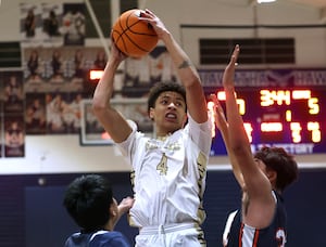 Photos: Hiawatha boys basketball hosts DePue