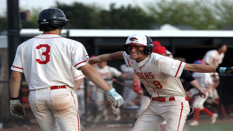 Aiden Eickelmann, Gavin Rettberg spark sixth-inning rally as Huntley comes back to beat McHenry