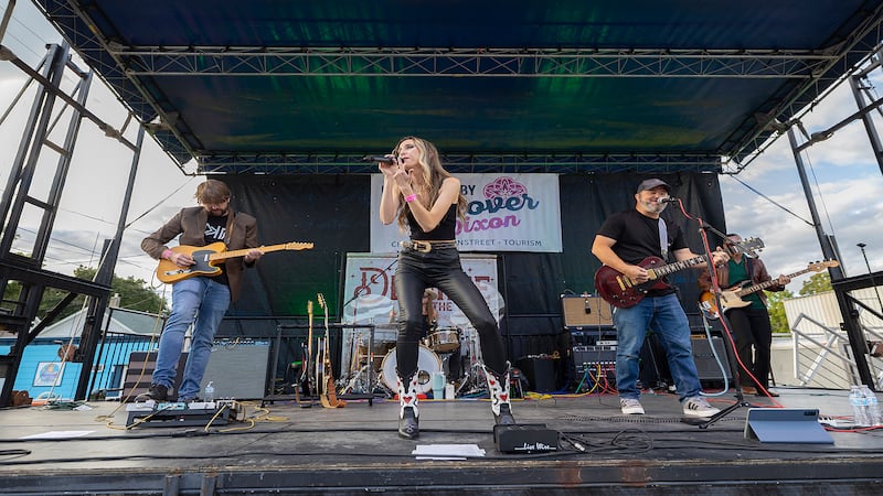 Upcoming May festivals celebrate music, art & more in northern Illinois 