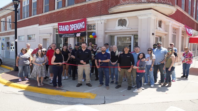 Grand opening, ribbon cutting held for The Echelon in Rochelle