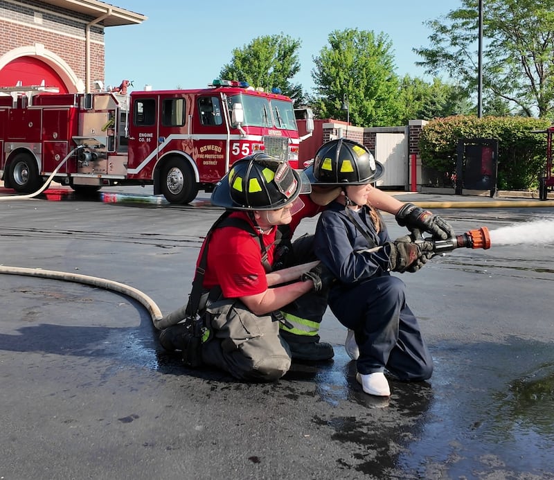 The Oswego Fire Protection District and the Oswego Police Department recently teamed to offer the Oswego Junior Public Safety Academy.