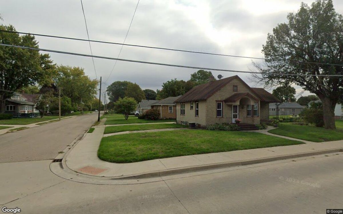 Single-family home sells in Peru for $205,000