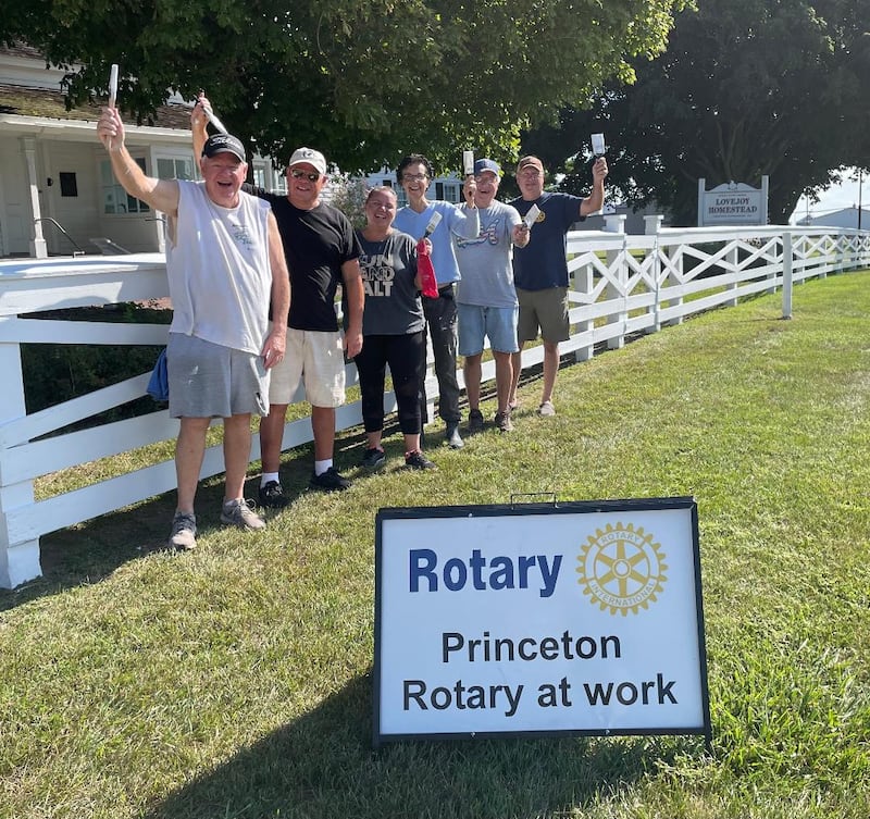Pictured are Steve Bouslog, Jeff Martin, Ashley Oliver, Laura Kann, Rex Lasson, and Tom Kammerer. Not pictured is Cathy Foes.