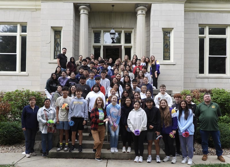 Mendota High School visited the Mendota Museum & Historical Society to view the current exhibition, "Where Our Paths Meet: Journeys to Mendota."