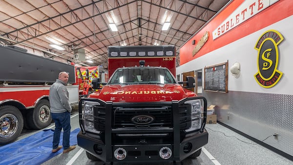 Sublette ambulance service referendum approved; Dixon Park District gets approval to sell land