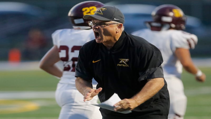 Here are the 10 winningest active head football coaches in IHSA history entering 2026