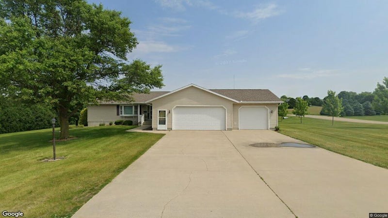 Single-family home sells for $270,000 in Dixon