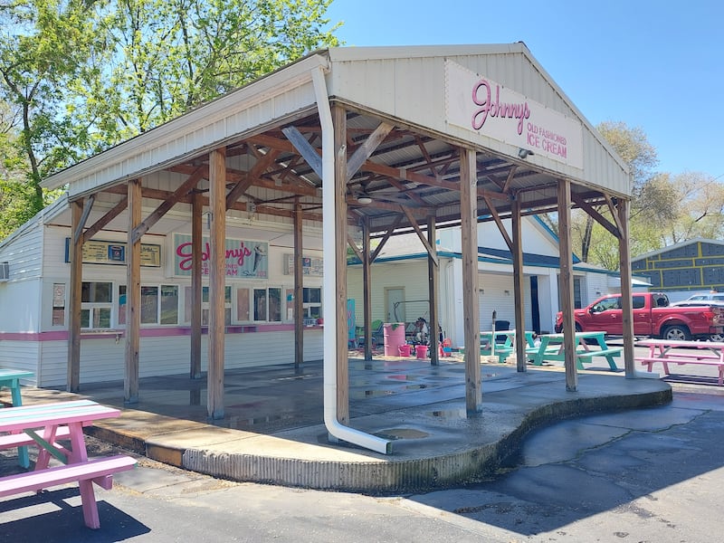 Johnny's Ole Fashioned Ice Cream in Marseilles