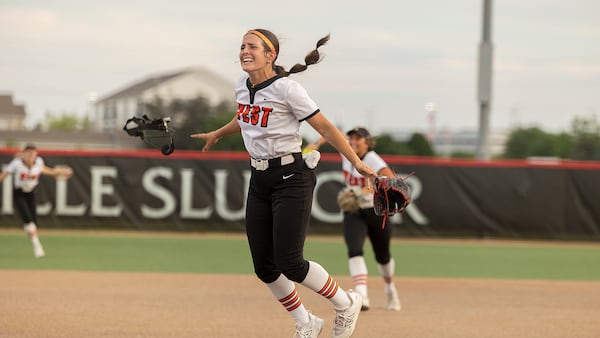 Photos: Lincoln-Way West vs Mundelein 4A state softball title game