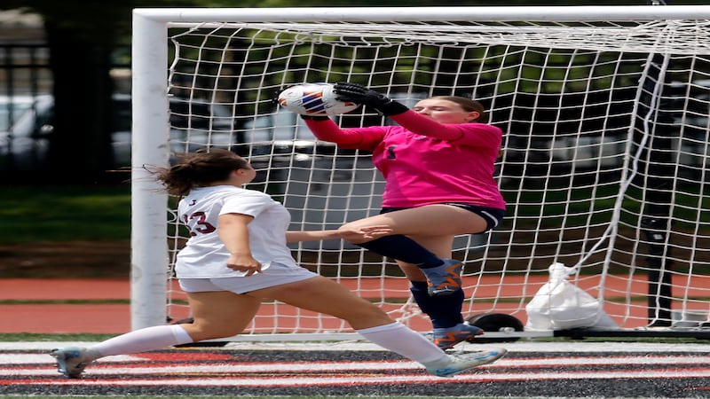 St. Ignatius beats the clock to topple Nazareth in Class 2A semifinal