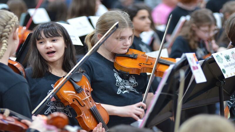 Hundreds perform in St. Charles District 303’s ‘Fiddle Fest,’ beloved tradition