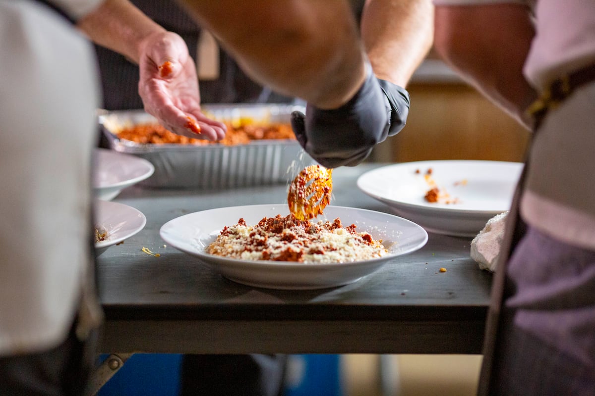 Name a Cockroach fundraiser, jazz dinner return to Brookfield Zoo Chicago for Valentine’s Day