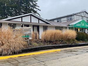 Two injured in stabbing at DeKalb apartments