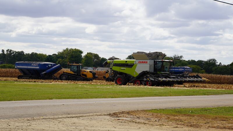 Ogle County farmers begin harvesting amid dry conditions