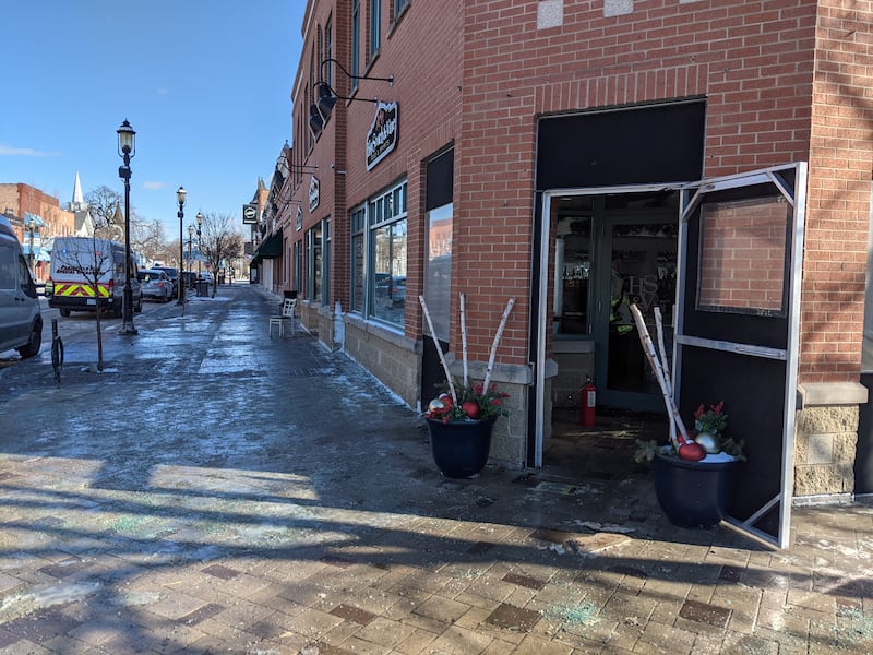 Firefighters from Plainfield Fire Protection District and other departments responded to a fire Wednesday at HopScotch and Vine at 24047 W. Lockport St. in downtown Plainfield.

The extent of the damage to the restaurant is not yet known.