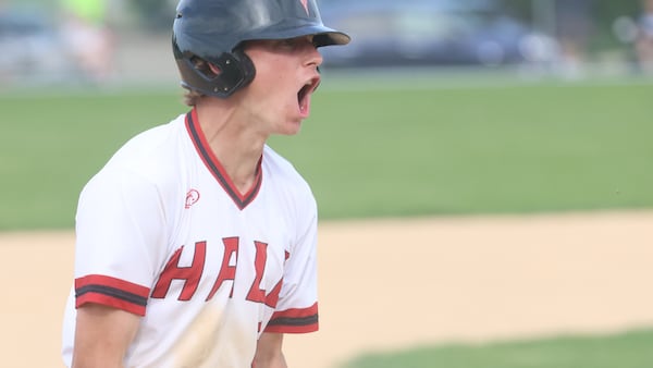 Hall’s ‘Comeback Kids’ fall short by one run to Monmouth-Roseville