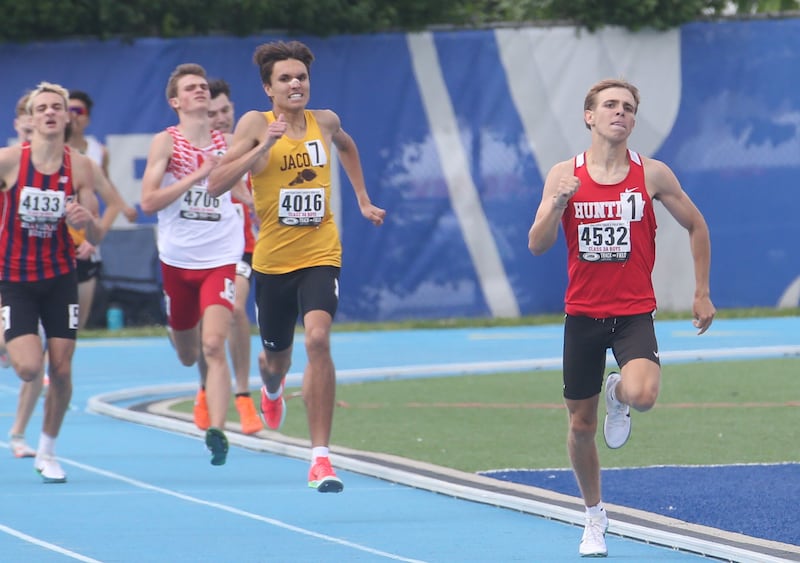 Huntley's Tommy Nitz competes in the 1600 meter run during the IHSA Class 3A Boys Track & Field State Finals on Saturday, May 31, 2025 at Eastern Illinois University in Charleston.
