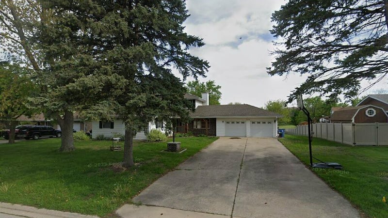 Single-family home sells for $405,000 in Minooka
