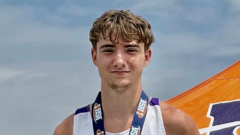 Boys track & field: Rochelle’s Nuyen places 2nd in pole vaulting