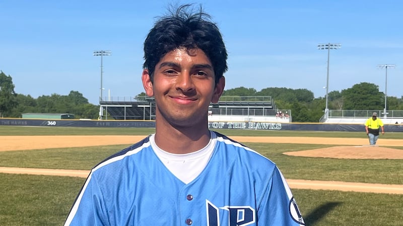 Shaylen Kshatriya, Lake Park’s team manager last year, gets big hit to rally team past York in sectional semi