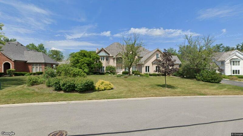 Five-bedroom house in Orland Park goes for $875,000