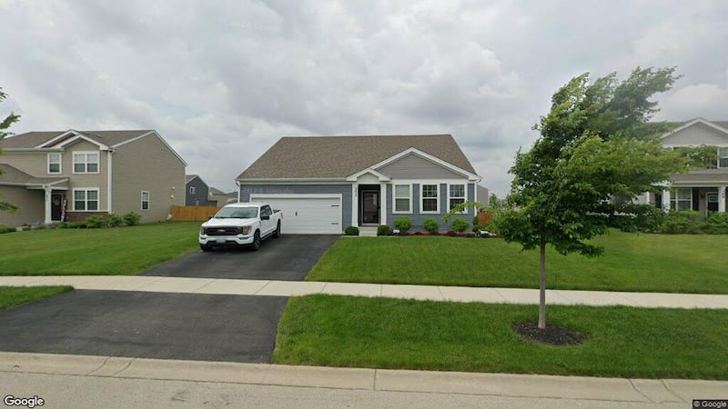 Sale closed in Oswego: $440,000 for a single-family home
