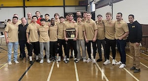 Batavia advances 12 wrestlers from Class 2A Morris Regional and captures team title