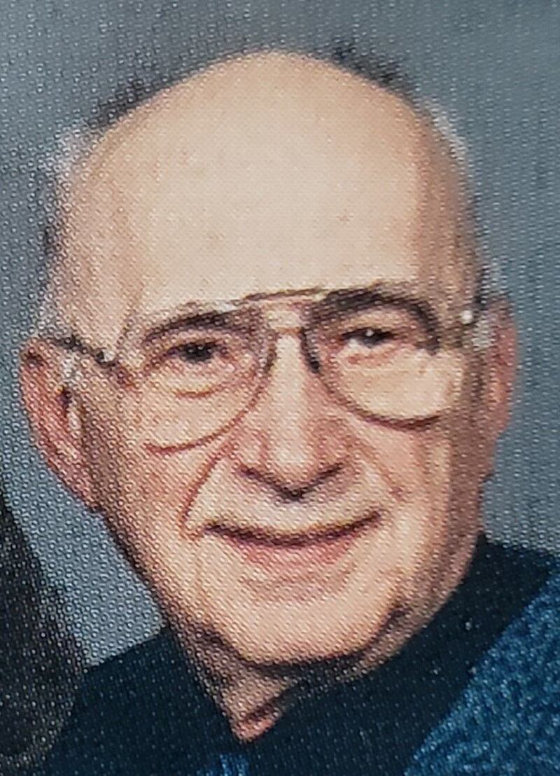 Frank R Pakuszewski Frank Piekarczyk – Shaw Local