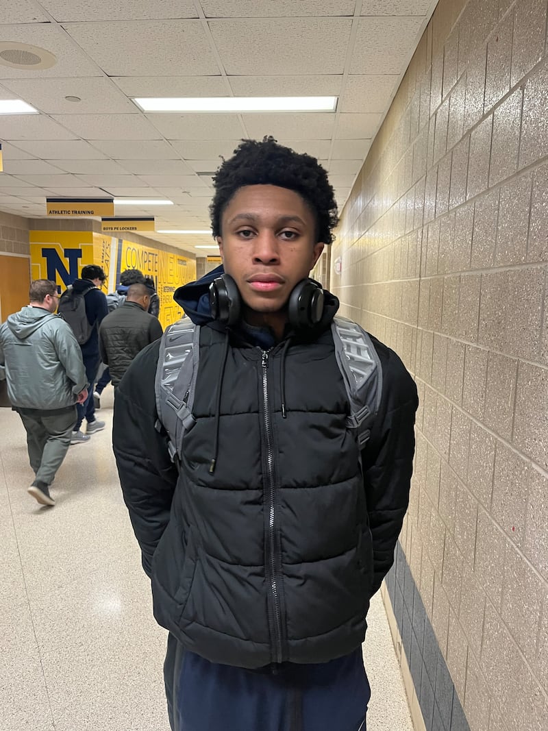 Oswego East Dshaun Bolden