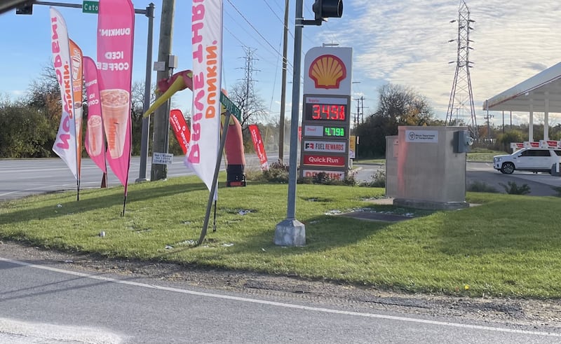 A Shell facility with a Dunkin’ and convenience store has opened at Route 53 and Caton Farm Road in Crest Hill.A Shell facility with a Dunkin’ and convenience store has opened at Route 53 and Caton Farm Road in Crest Hill.