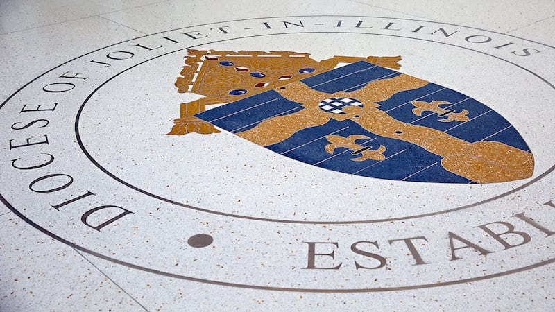 Gun found in a pew at New Lenox church