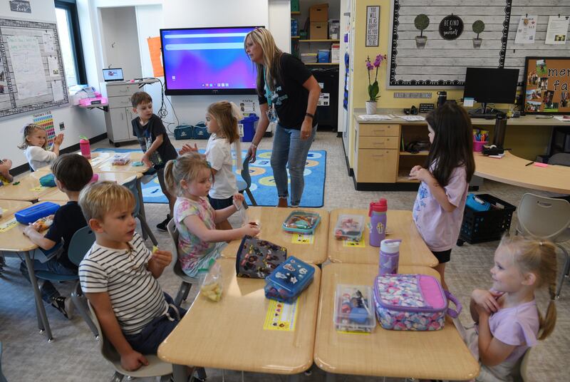 Students enjoy a snack in their classroom at the Glen Ellyn Elementary District 41 Kindergarten Center on Friday, Sept. 12, 2025 in Glen Ellyn.
