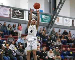 Yorkville Christian, on Tray Alford’s shot in final seconds, wins thriller over Christ the King