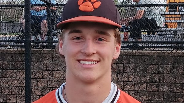 Reece Franks settles in after shaky start for Wheaton Warrenville South