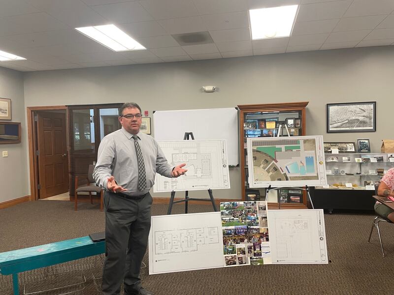 Architect Mike Kmetz discusses Monday, July 14, 2025, the designs he drew up for Peru's proposed swimming pool. The Peru City Council has yet to take up the question of whether to approve the designs and fund the $7 million price tag.
