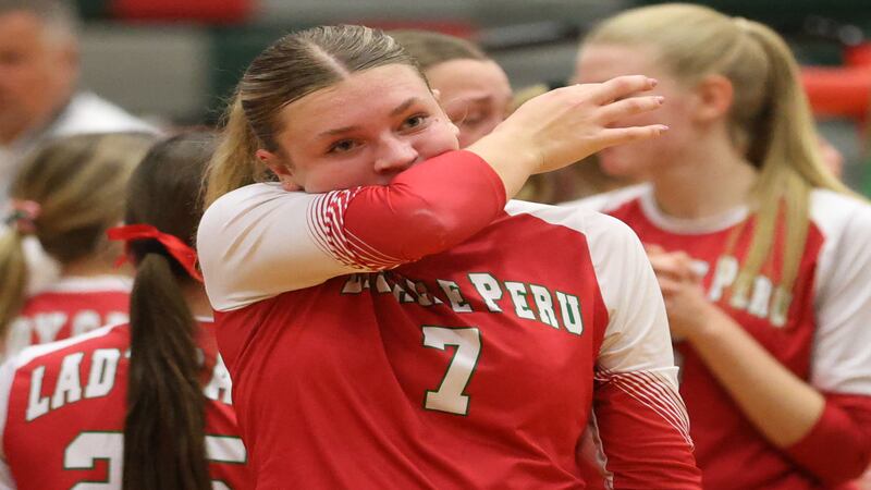 Photos: Washington volleyball upsets L-P in the Class 3A Sectional final
