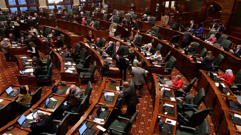 Illinois house passes energy bill amid debate over costs to consumers