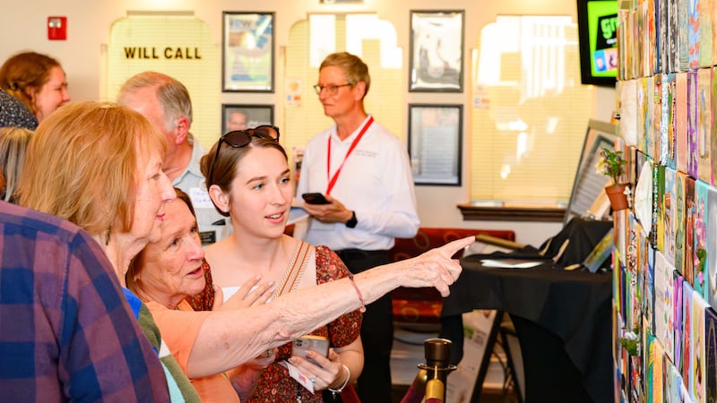 Raue Center’s 8th annual 6x6 Project Art Auction & Exhibition set for June 27