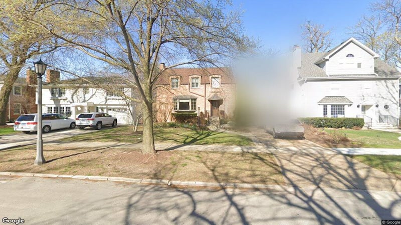 Single-family home in La Grange sells for $1.21 million