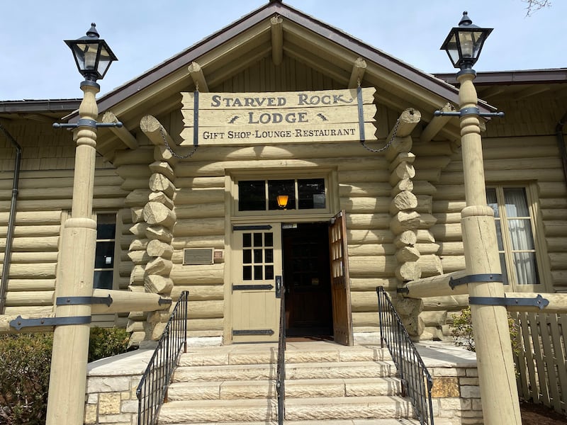 The Starved Rock Lodge has been a must-visit destination in Illinois for nearly a century — and its famous Sunday brunch buffet is a must-visit for diners.
