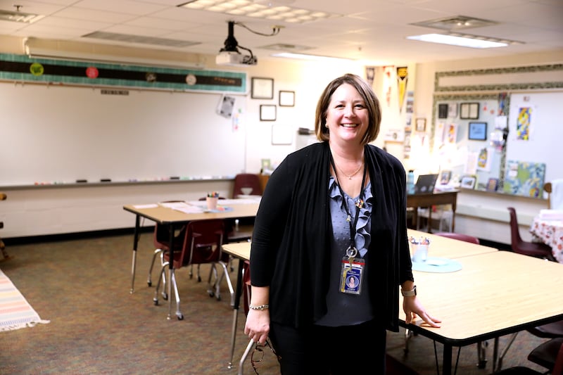 Joan Mundsinger is a veteran teacher and instructional Coach at Oswego School District's Fox Chase Elementary School.