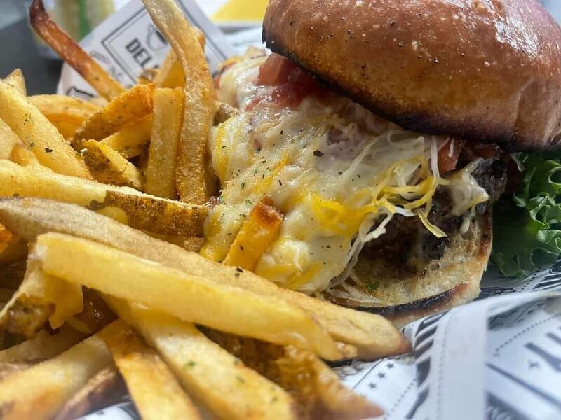 Good Vibrations Bar & Restaurant