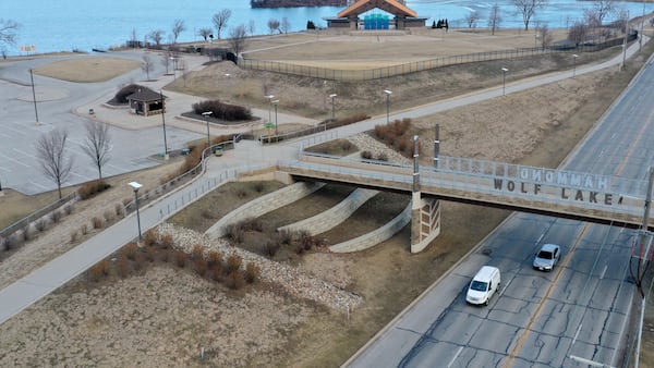 Photos: Wolf Lake in Hammond, Indiana, the next home for the Chicago Bears?