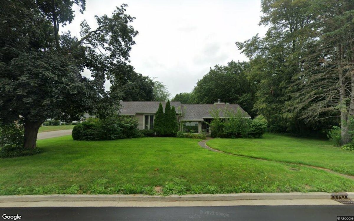 Sale closed in Princeton: $120,000 for a single-family home