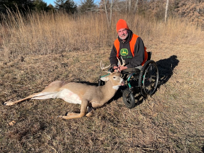 Scott Hansen, from Muskego, Wis., harvested the largest buck, a 10-pointer, during Lost Mound's deer hunt for hunters with disabilities held Nov. 15 and 16 in Savanna, Ill.